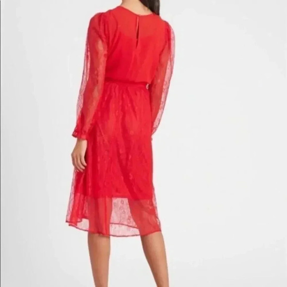 Banana Republic factory lace midi dress - Picture 2 of 9